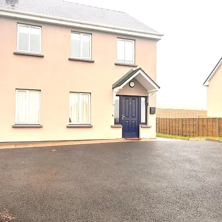Lighthouse View Retreat Holiday home Cahersiveen